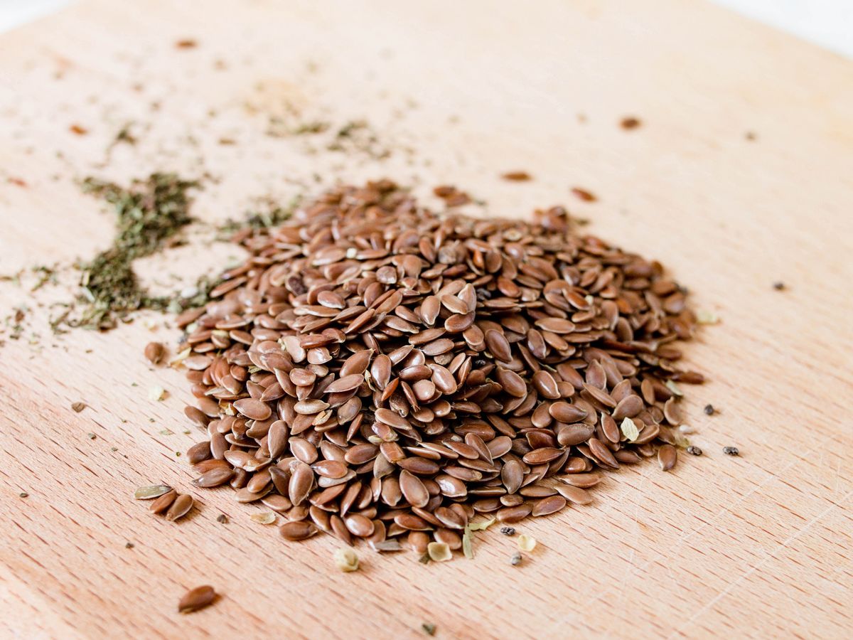 how-to-grind-flaxseeds-by-hand