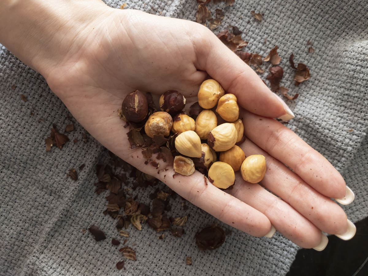 how-to-grind-hazelnuts-by-hand