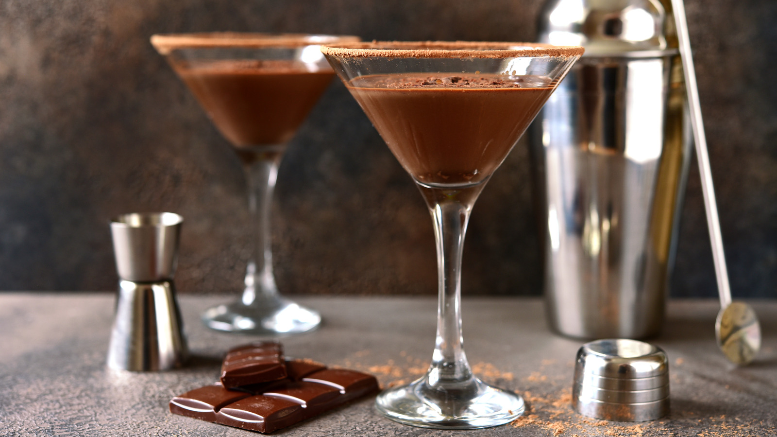 how-to-infuse-alcohol-into-chocolate