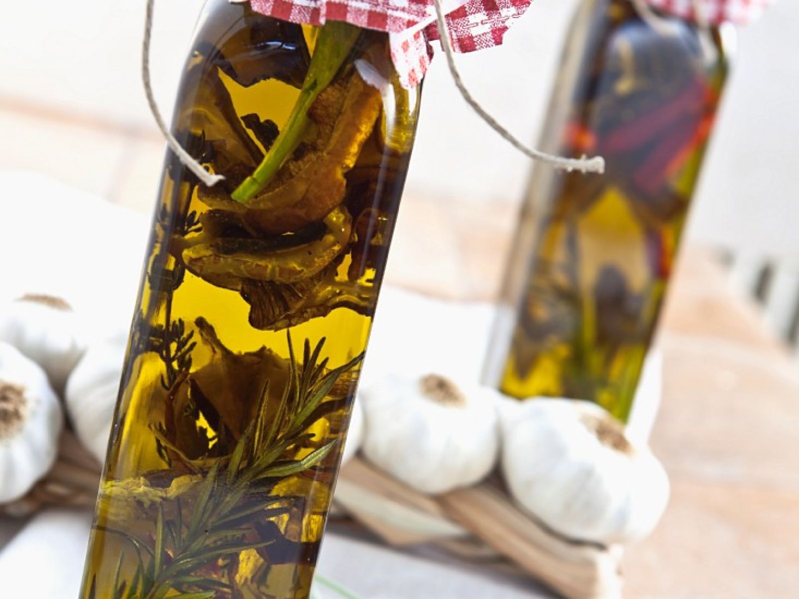 how-to-infuse-oil-with-mushrooms