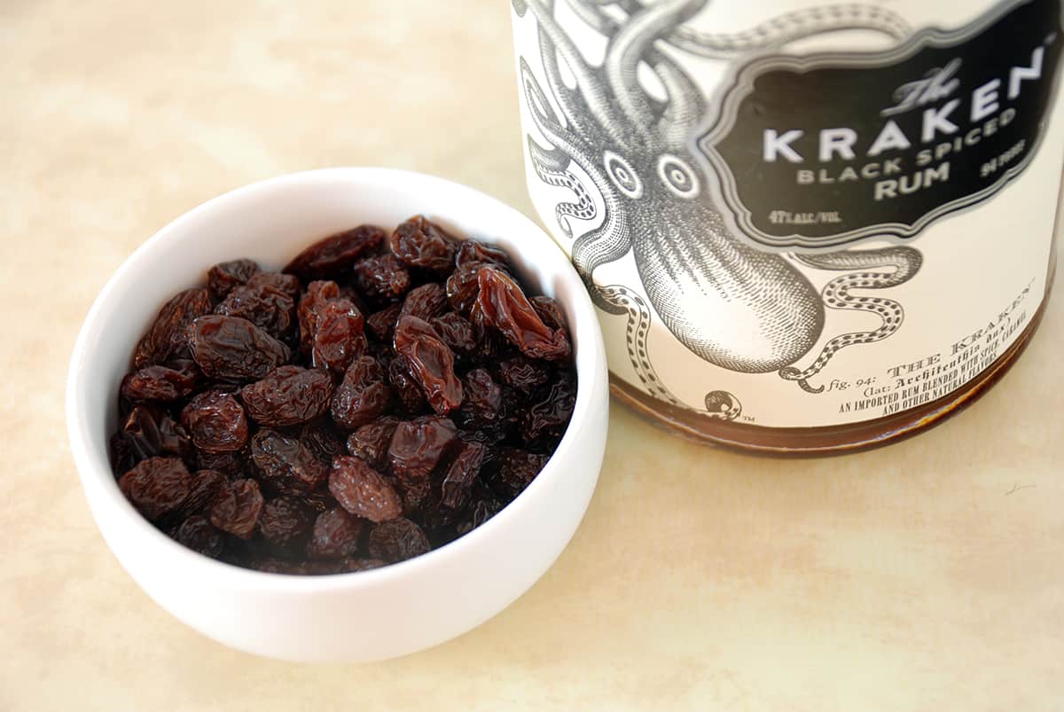 how-to-infuse-raisins