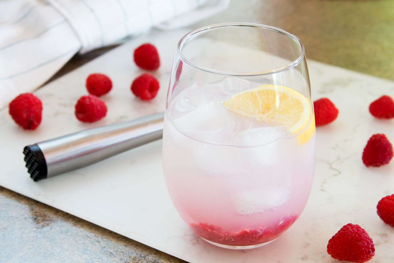 how-to-infuse-vodka-with-raspberry
