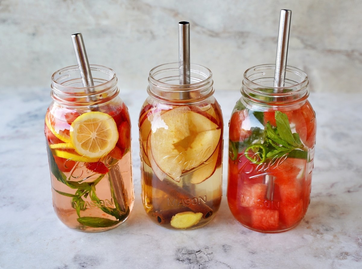 how-to-infuse-water-at-home