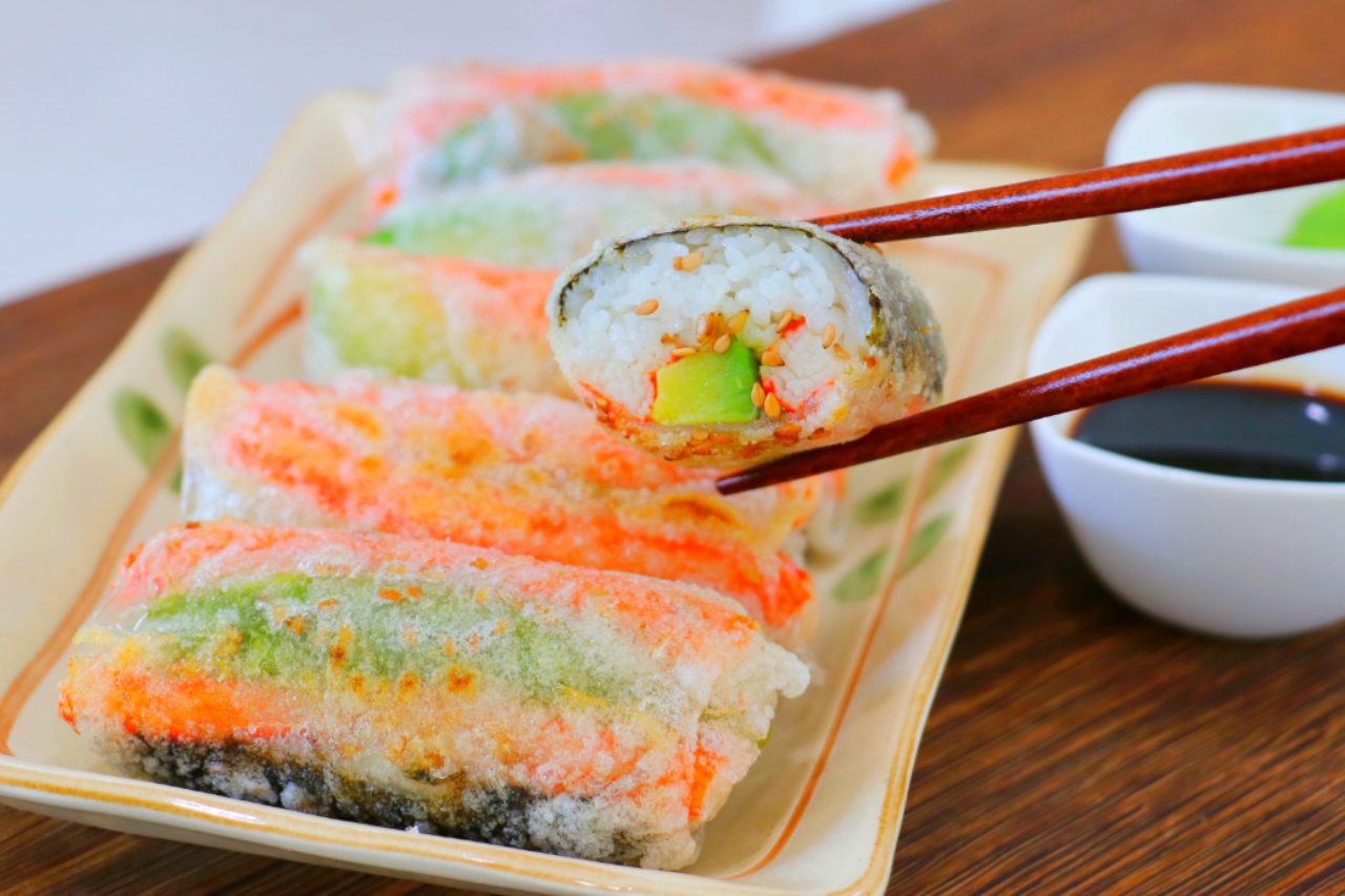 how-to-make-sushi-with-rice-paper