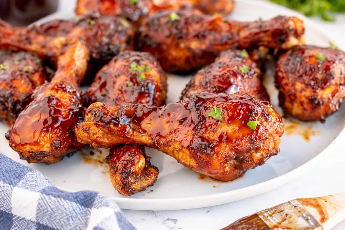 how-to-marinate-chicken-legs-and-thighs-with-bbq-sauce