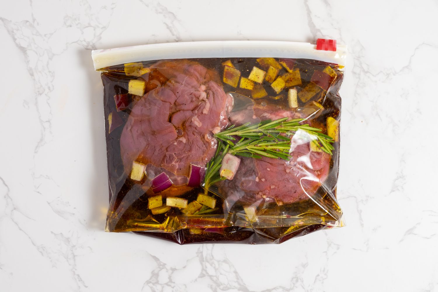 how-to-marinate-with-red-wine