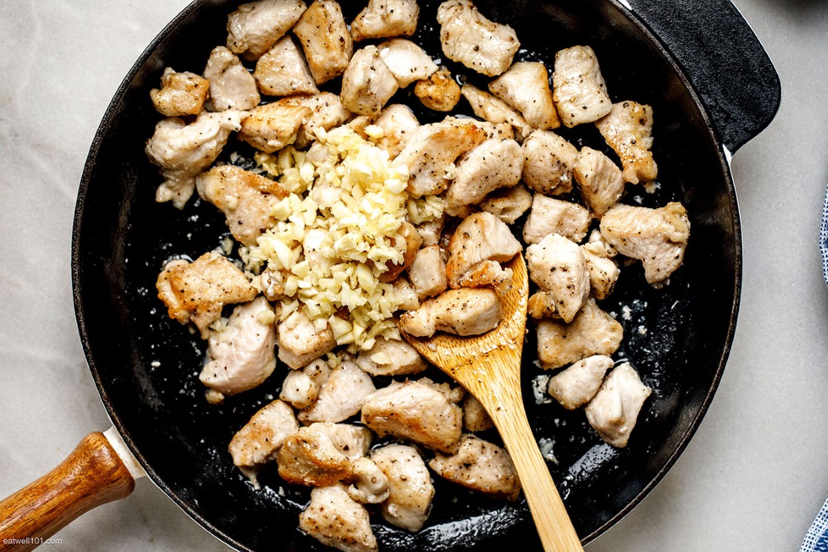 how-to-pan-fry-diced-chicken-breast