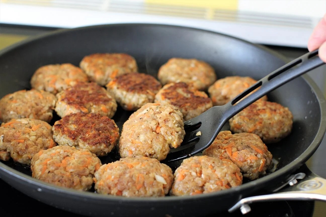 how-to-pan-fry-sausage-patties-with-water