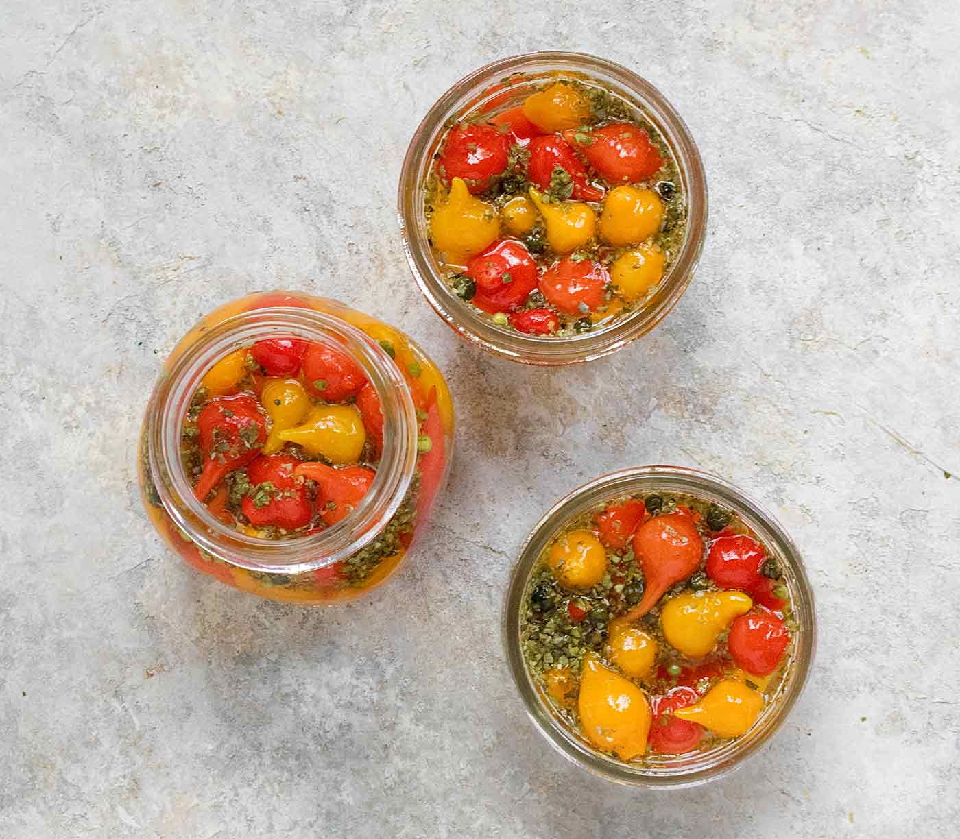 how-to-pickle-biquinho-peppers
