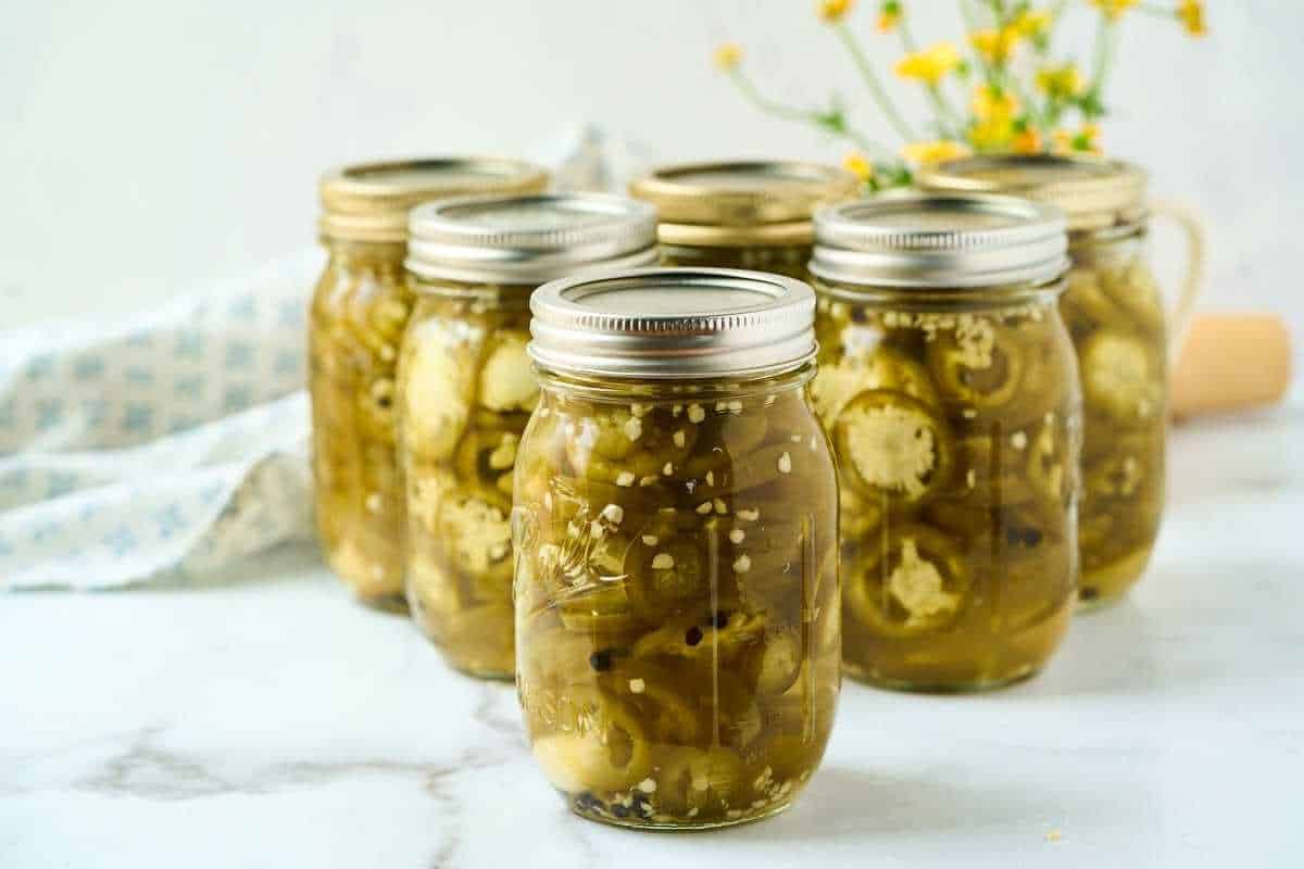 how-to-pickle-crisp-jalapenos