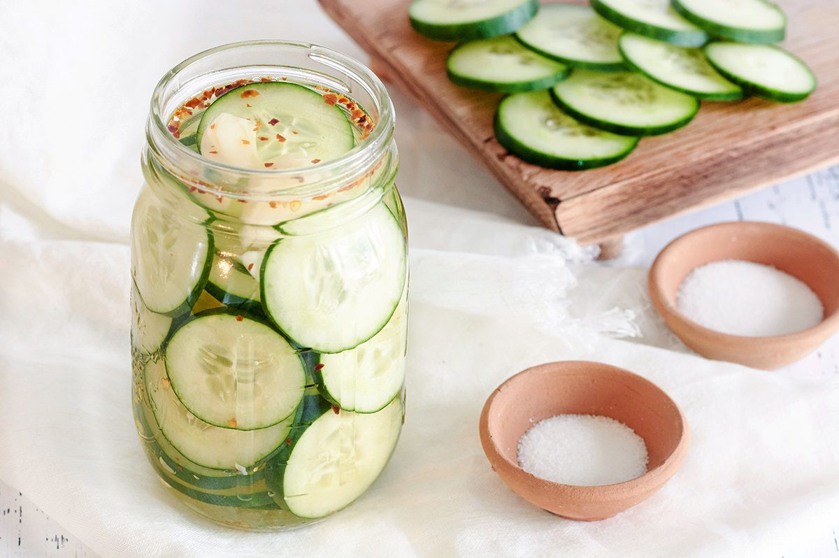 how-to-pickle-cucumbers-in-vinegar