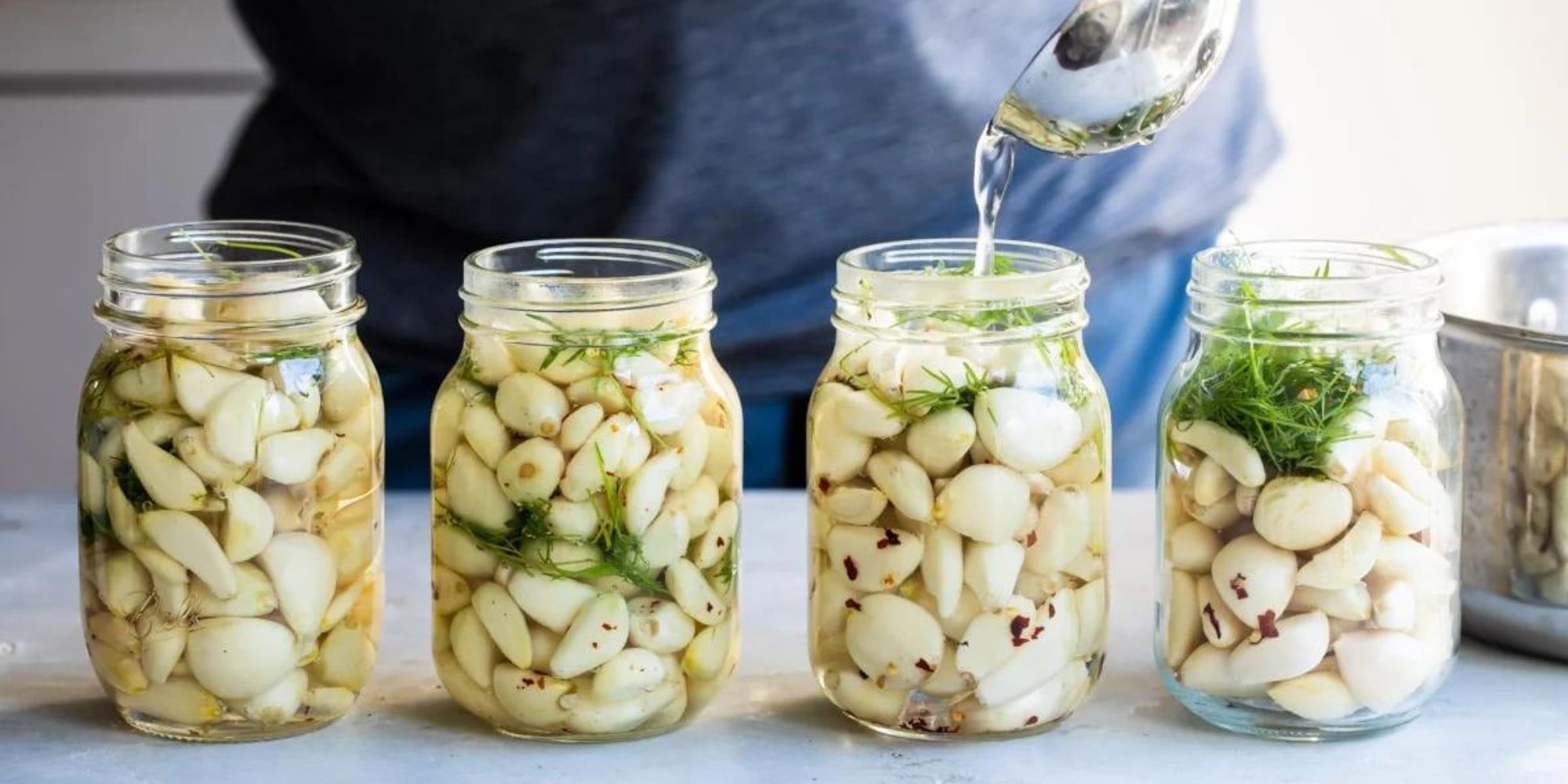 how-to-pickle-garlic-in-brine-bulk