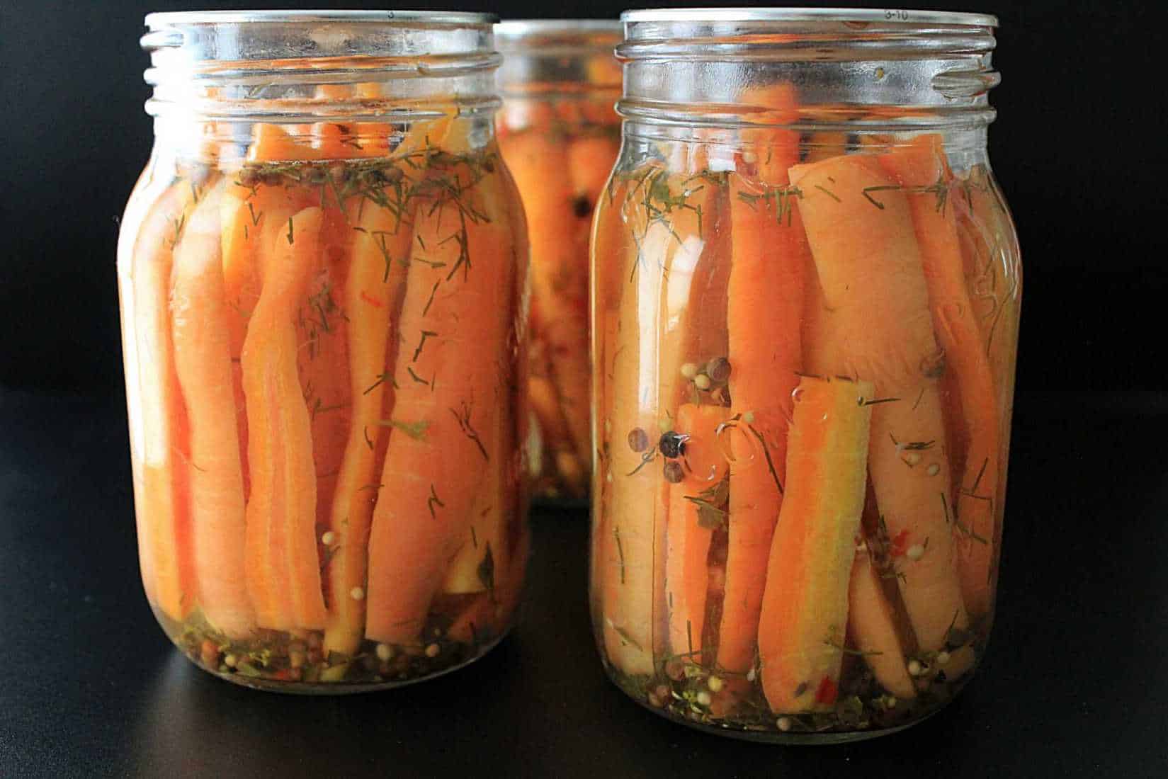 how-to-pickle-spicy-carrots