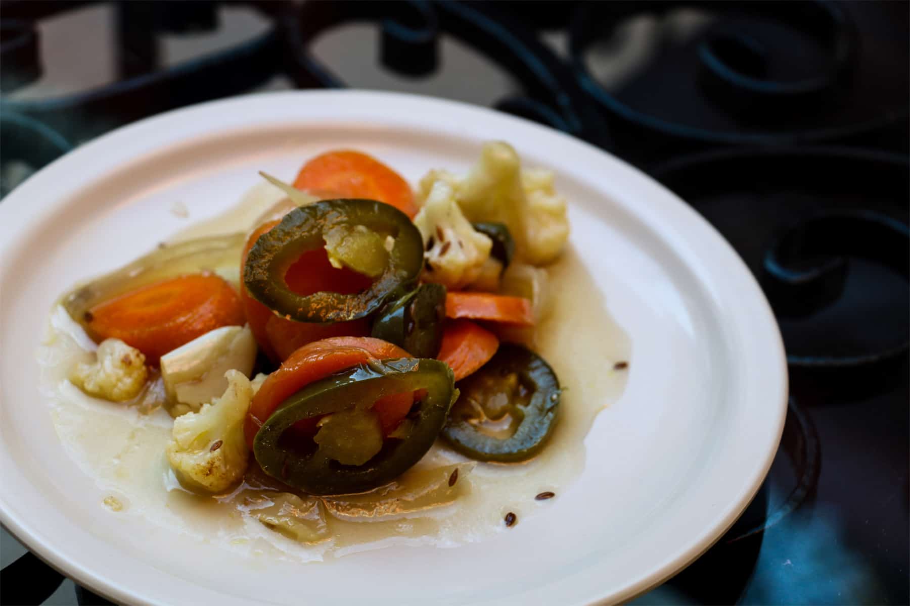 how-to-pickle-vegetables-at-home-for-mexican