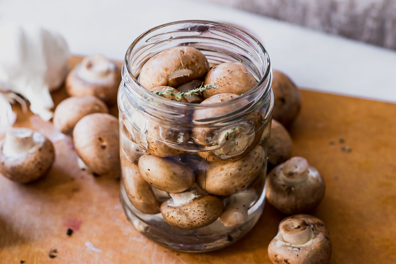 how-to-pickle-white-mushrooms-in-brine
