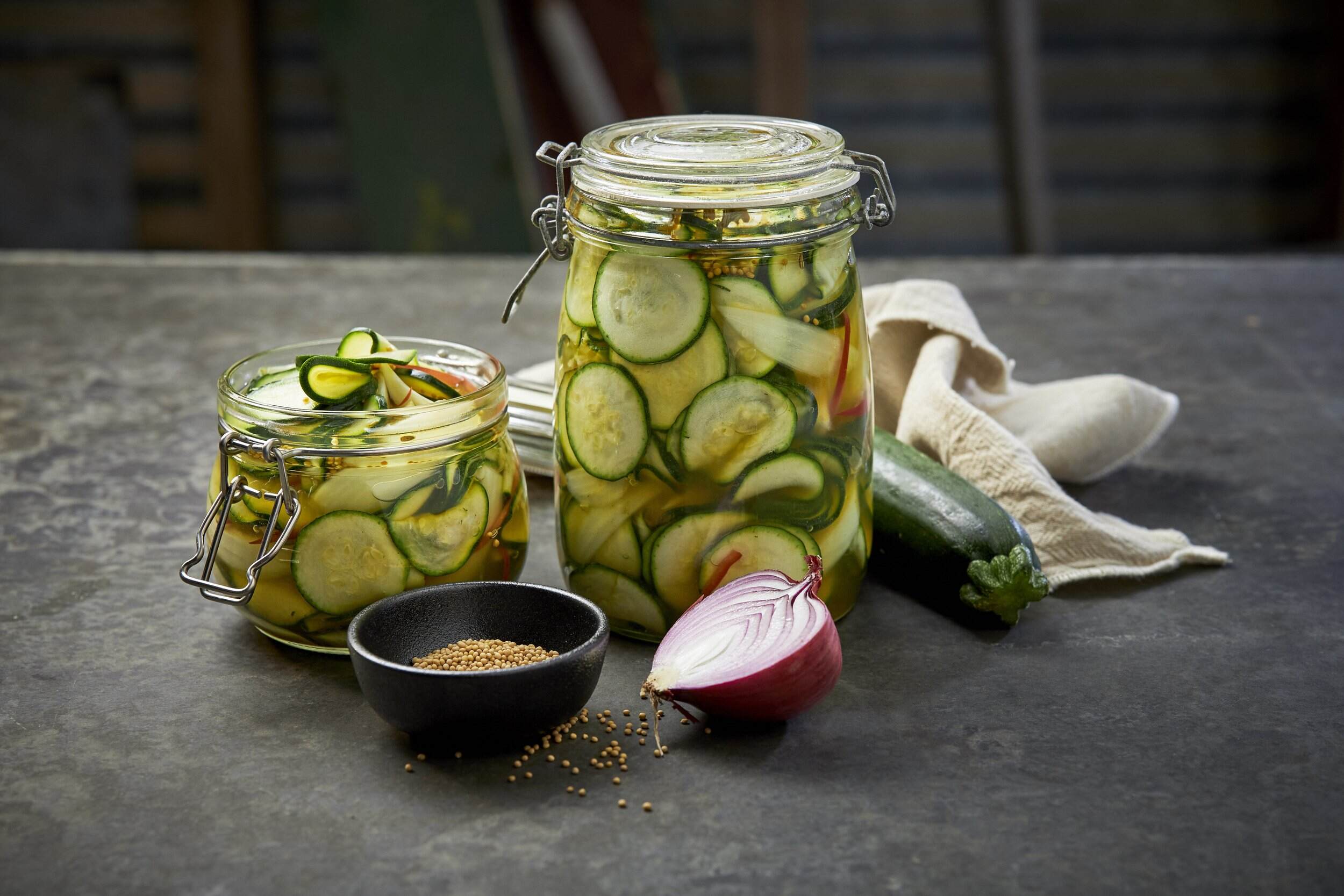 how-to-pickle-zucchini