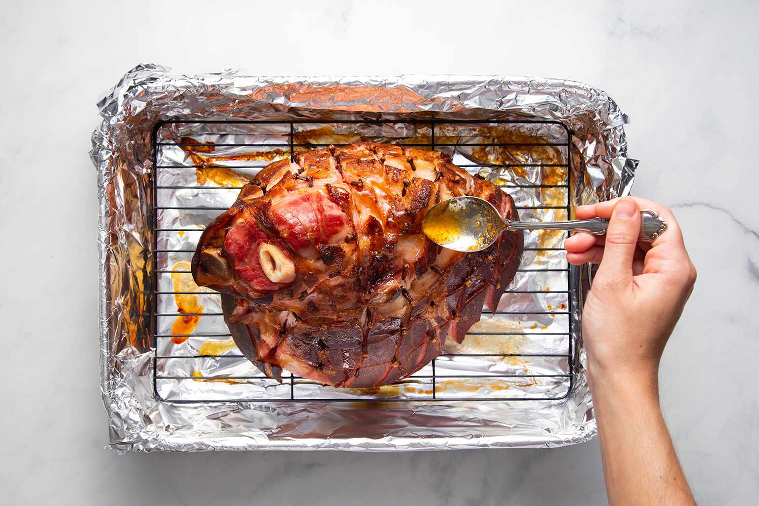 how-to-roast-a-ham-in-oven