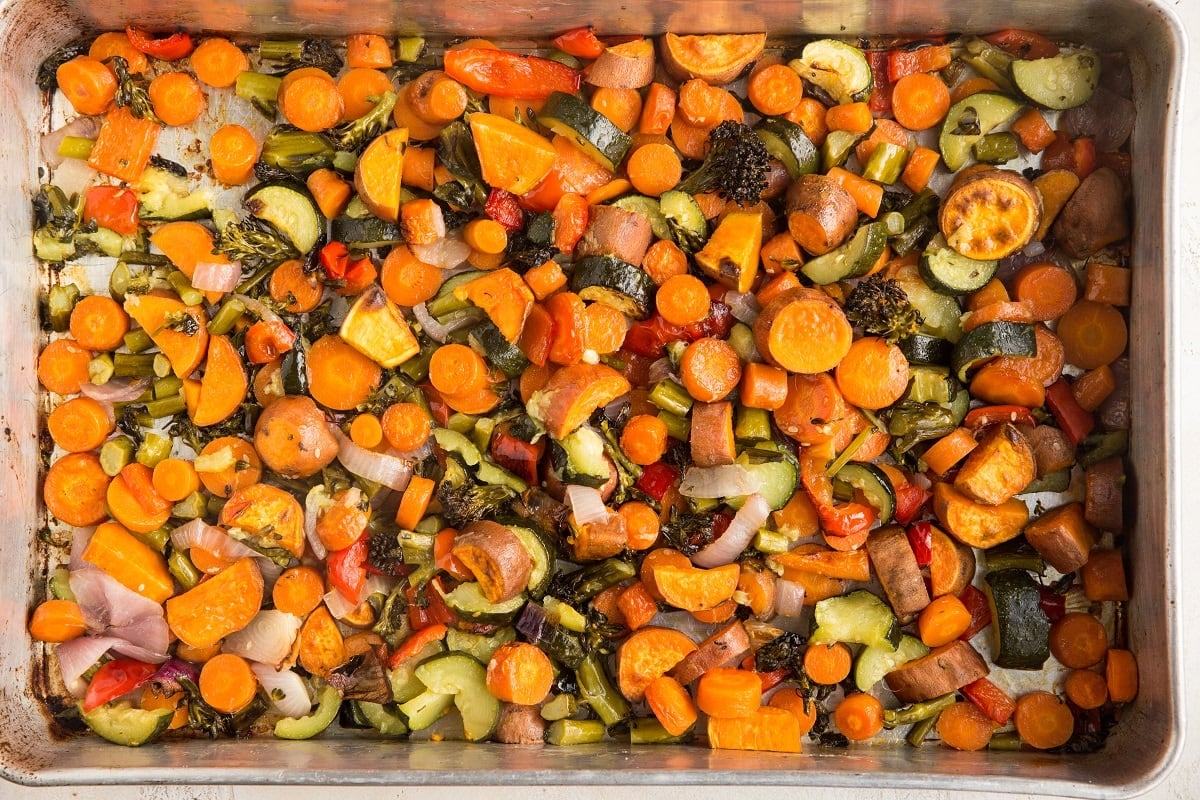 how-to-roast-a-panful-of-vegetables