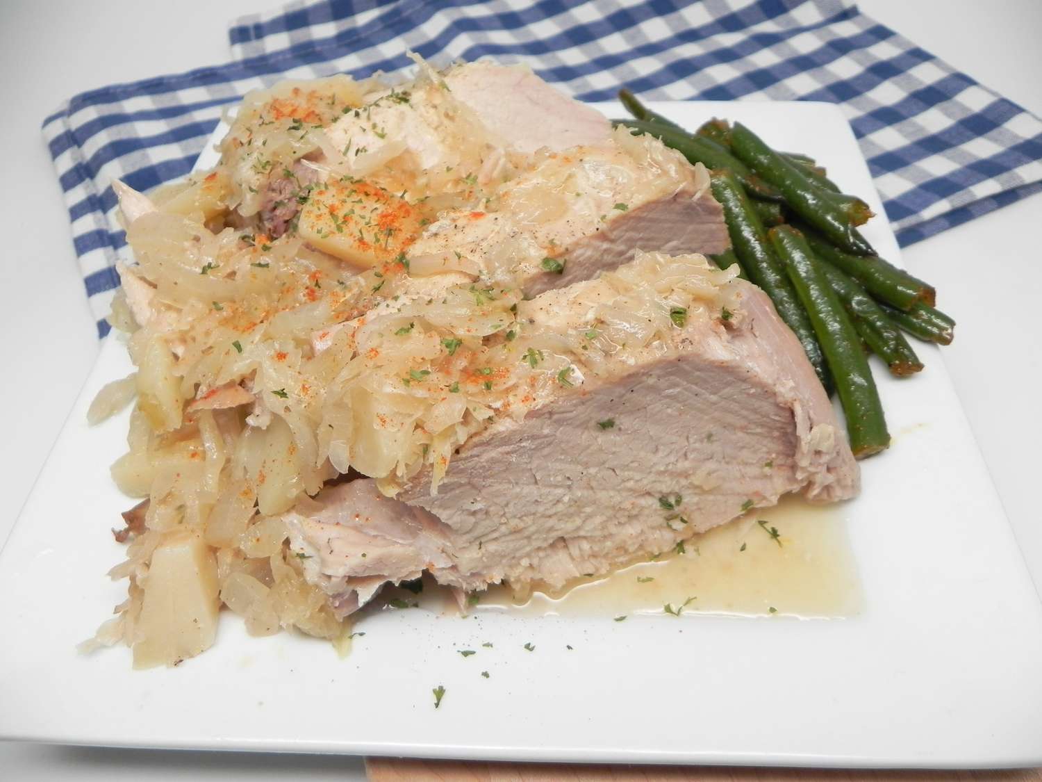 how-to-roast-a-pork-loin-in-the-oven-with-sauerkraut