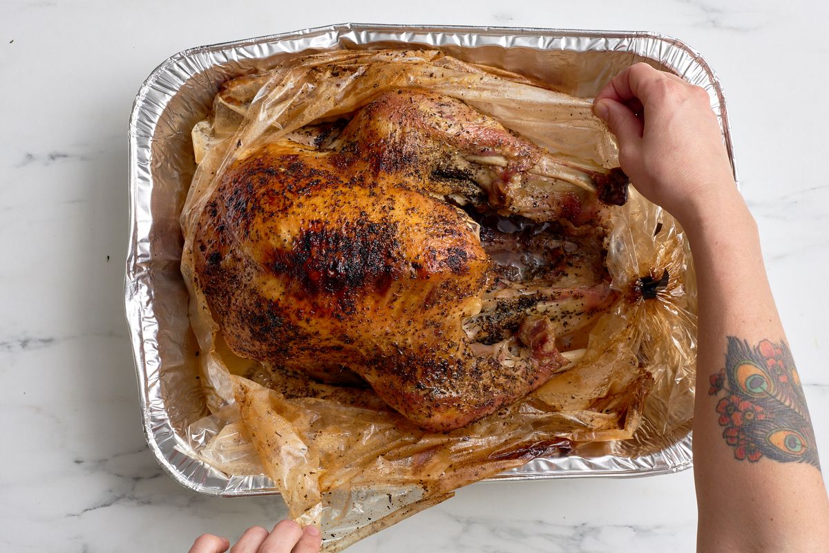 how-to-roast-a-turkey-in-a-foil-pan