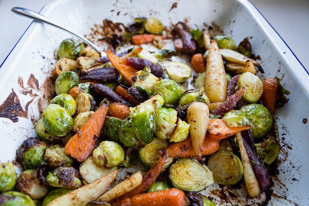 how-to-roast-brussel-sprouts-and-carrots