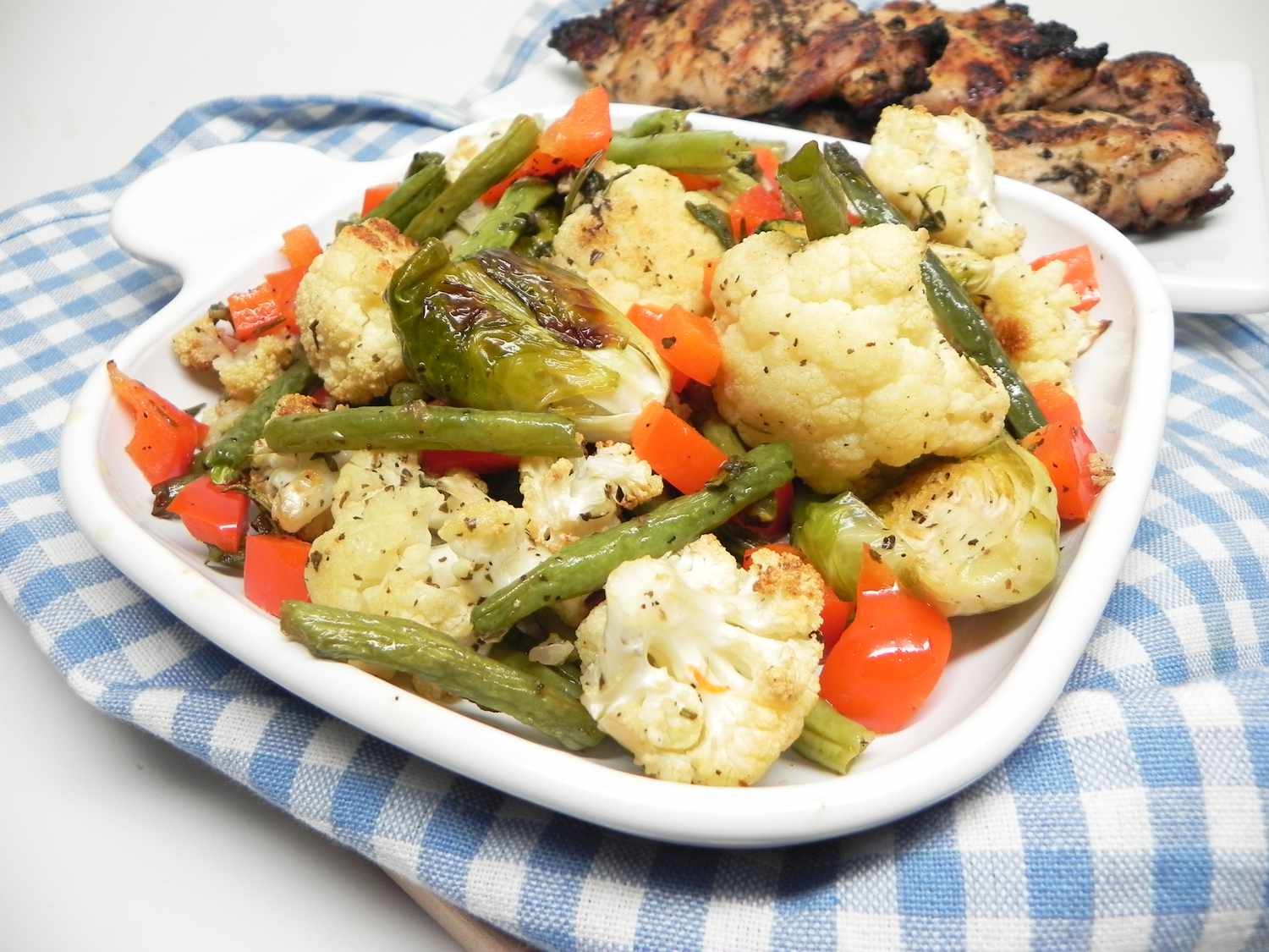 how-to-roast-cauliflower-brussels-sprouts-broccoli-green-beans