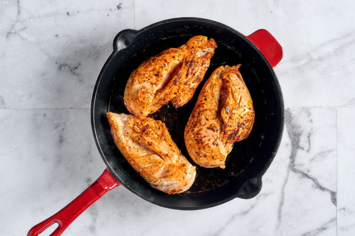 how-to-roast-chicken-breasts-in-cast-iron-skillet
