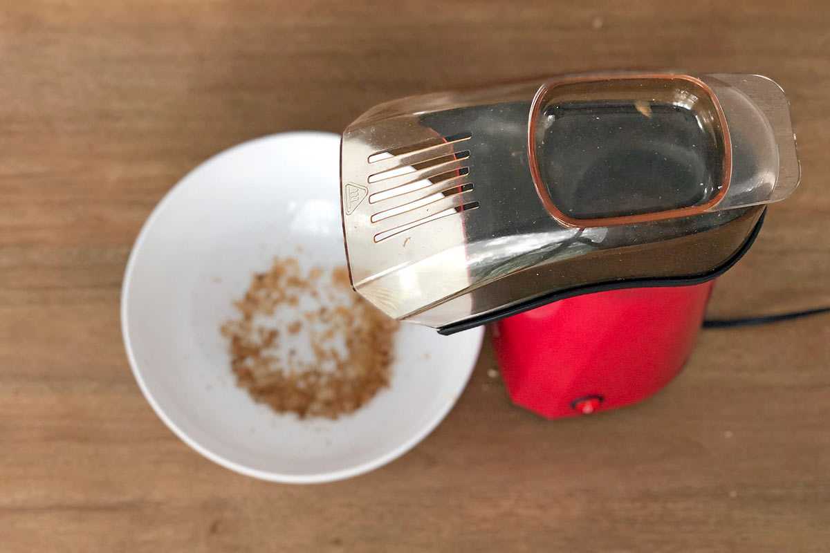 how-to-roast-coffee-air-popper