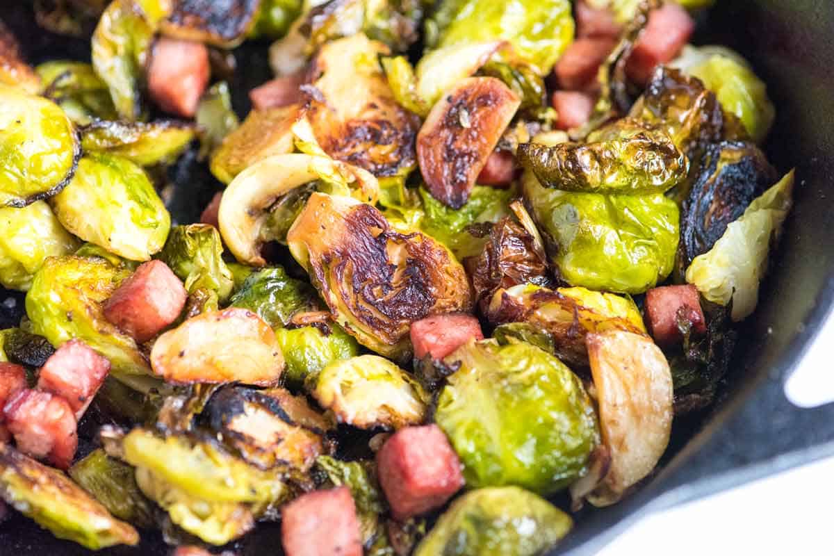 how-to-roast-garlic-brussel-sprouts