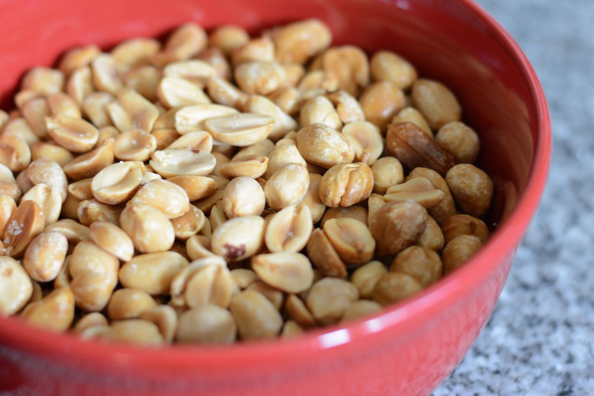 how-to-roast-groundnuts-in-microwave