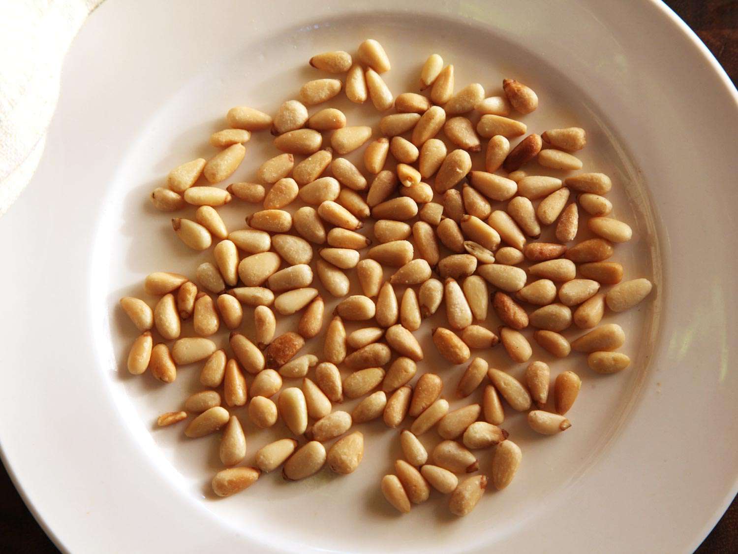how-to-roast-nuts-in-a-microwave