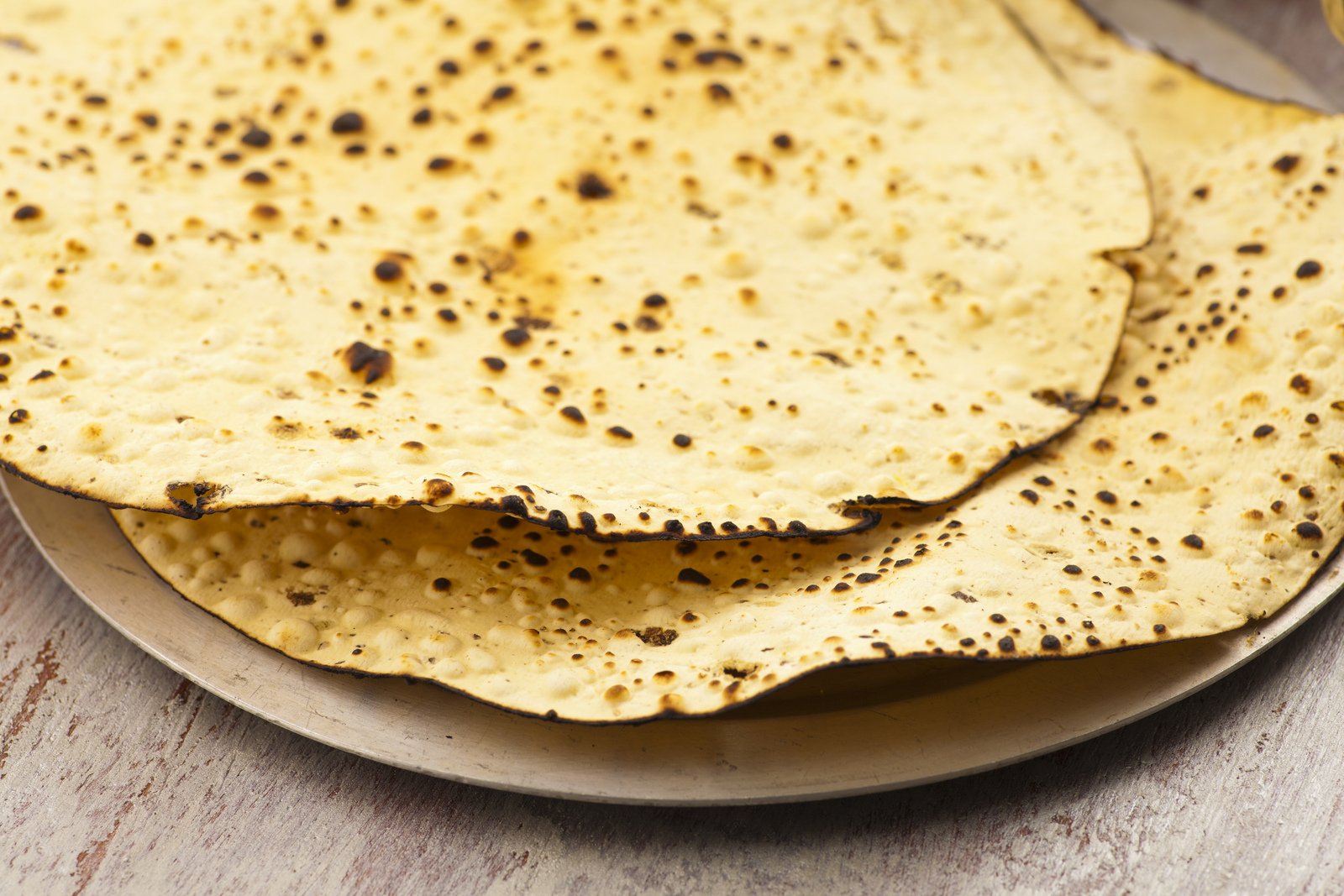 how-to-roast-papad-on-glass-cooktop