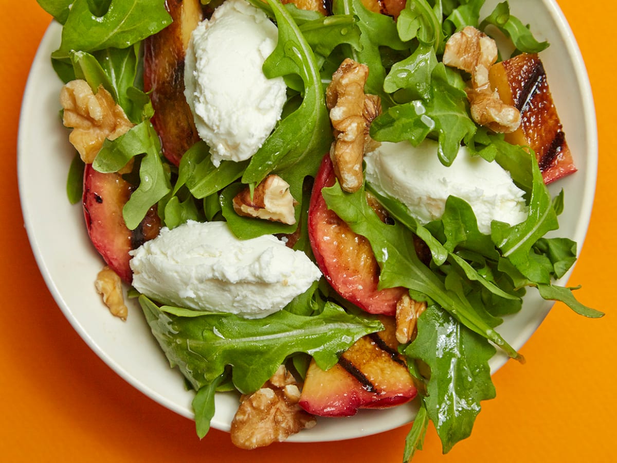 how-to-roast-peaches-for-a-salad