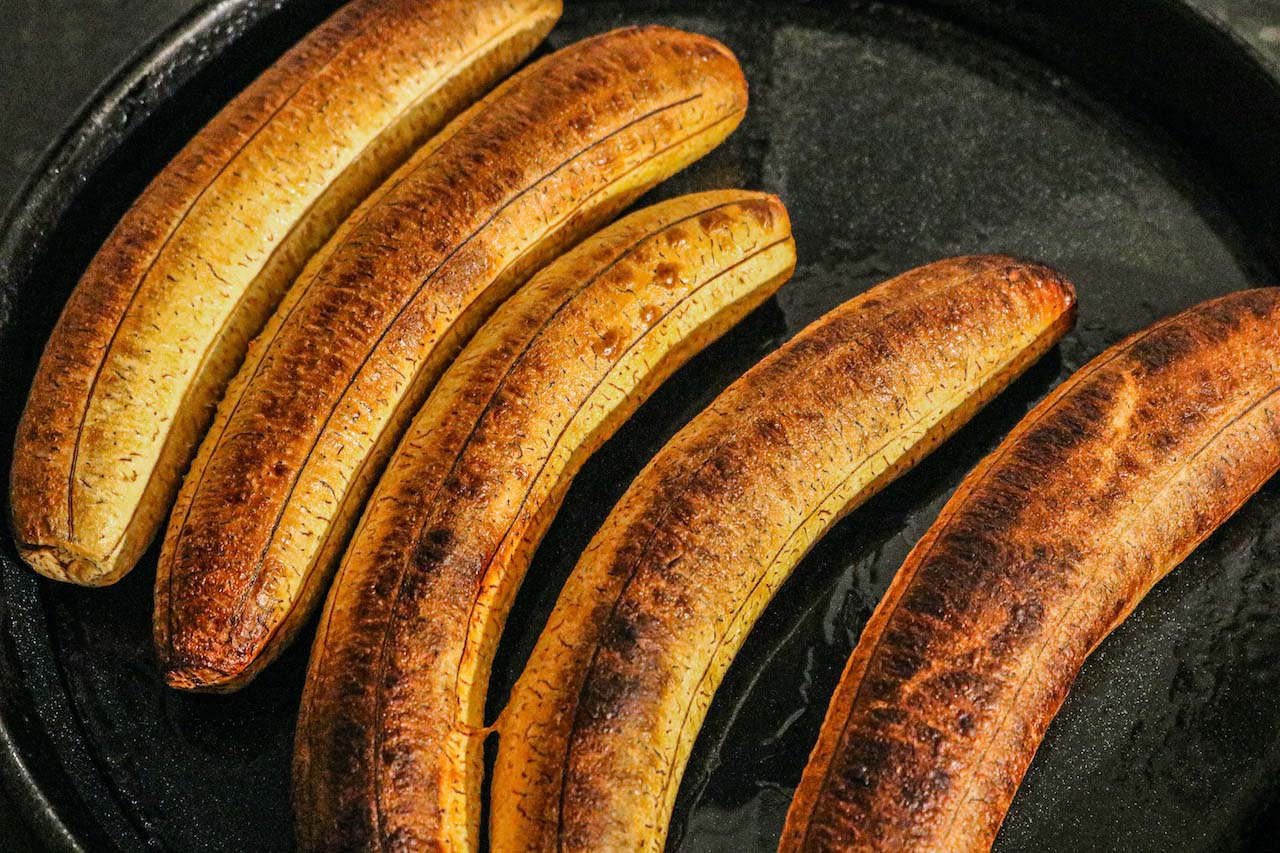 how-to-roast-plantain-with-frying-pan