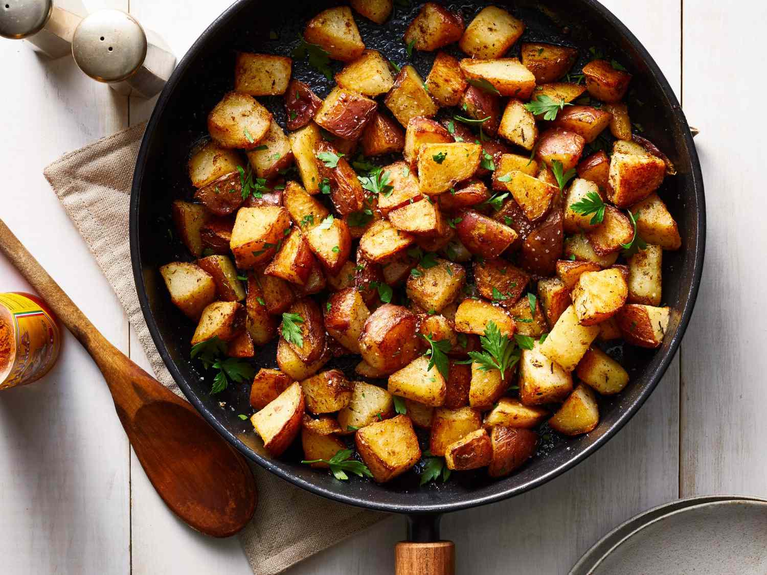 how-to-roast-potatoes-in-a-pan