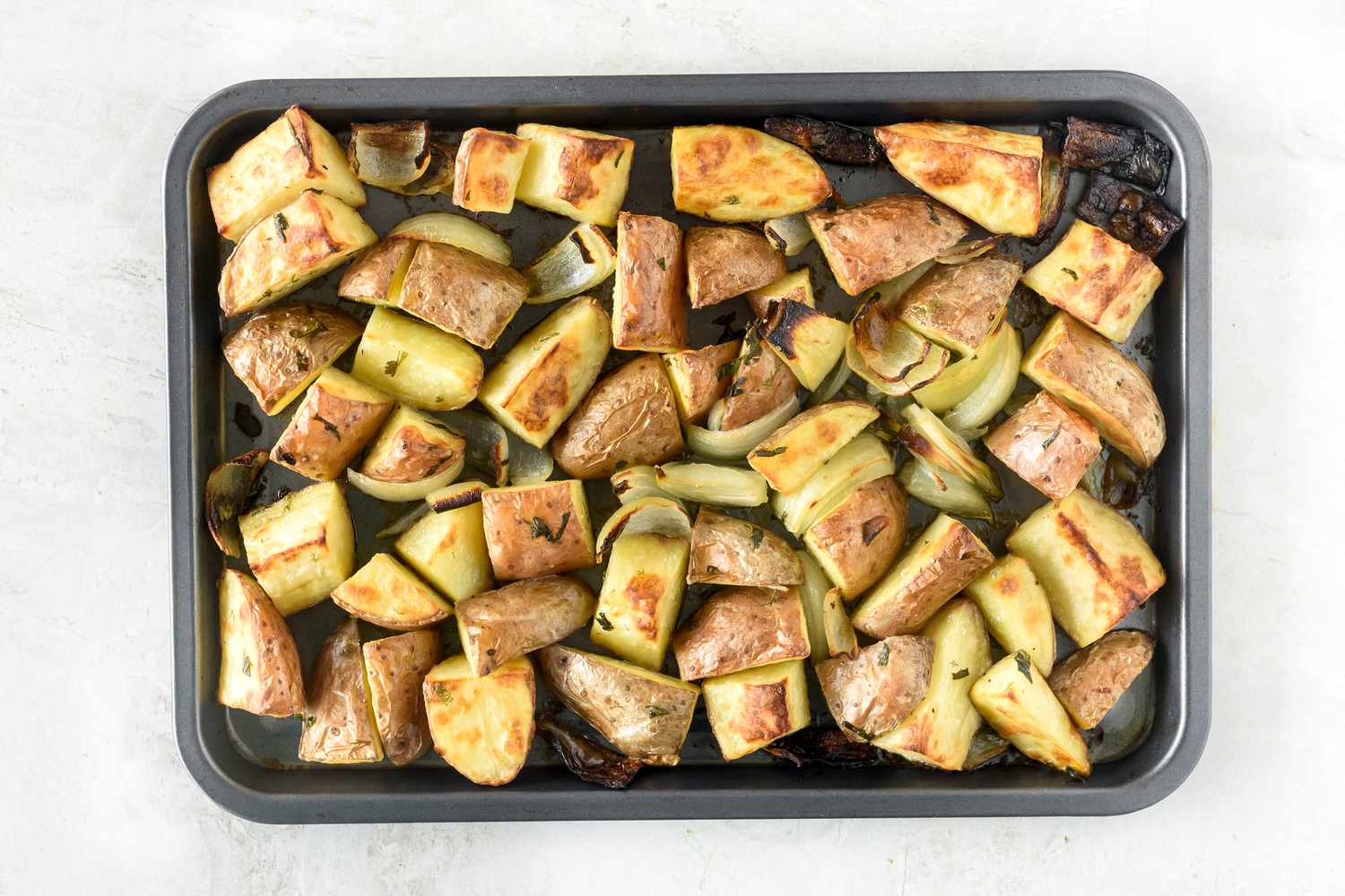 how-to-roast-potatoes-in-the-oven-so-they-wont-stick