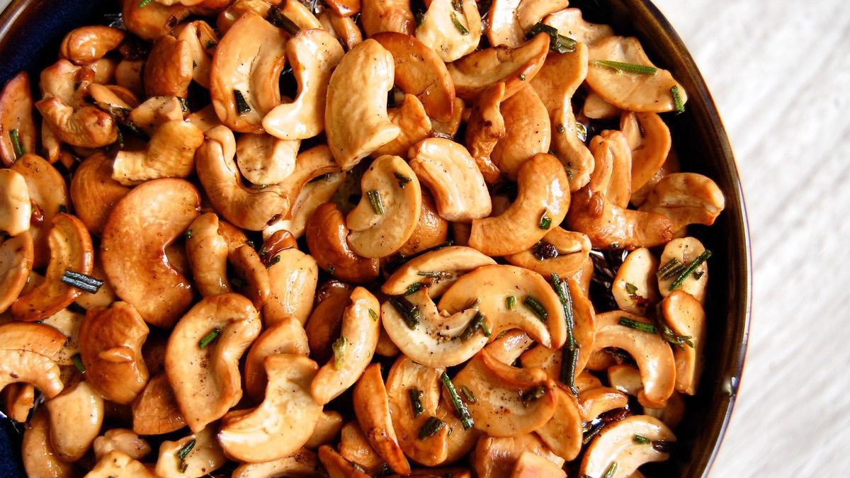how-to-roast-raw-cashews-at-home
