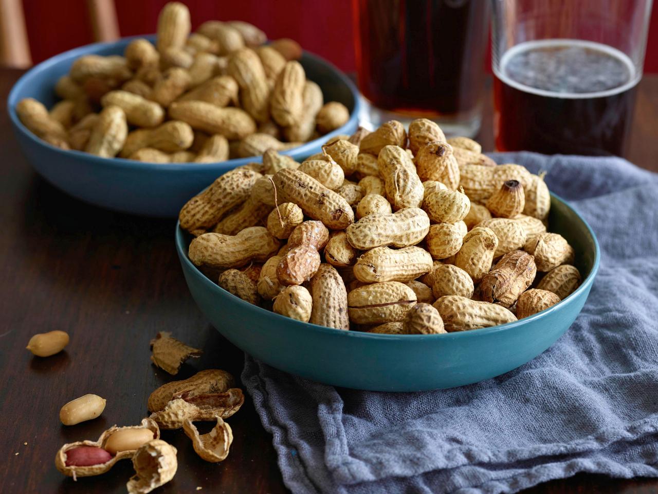 how-to-roast-raw-peanuts-in-shell-with-salt