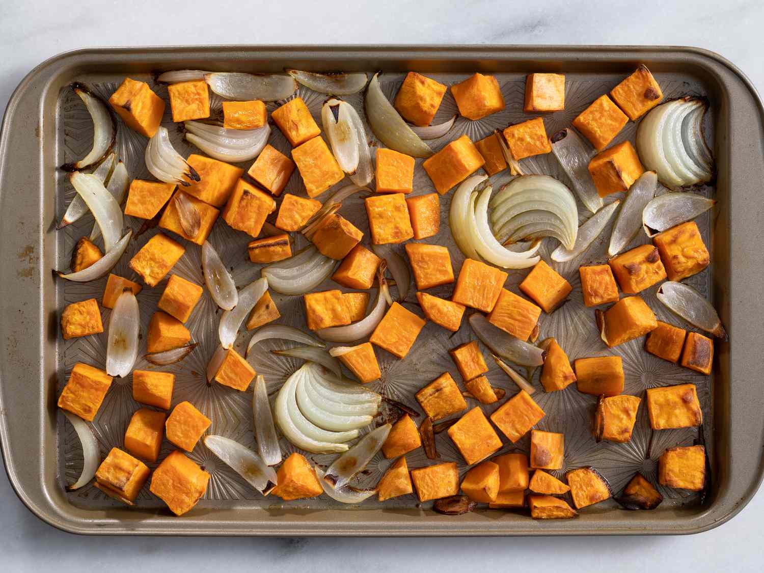 how-to-roast-sliced-sweet-potatoes-in-the-oven