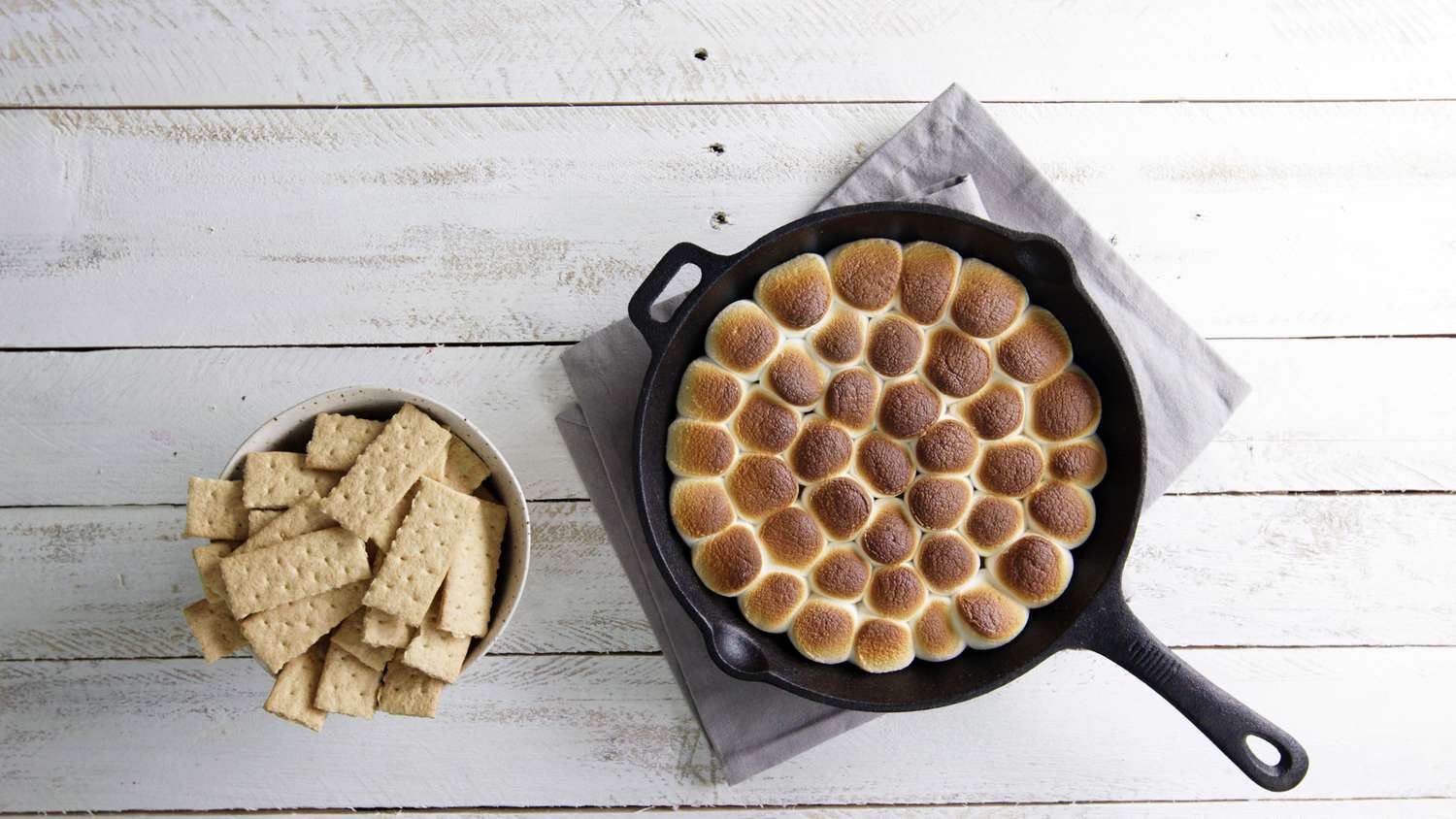 how-to-roast-smores-at-home