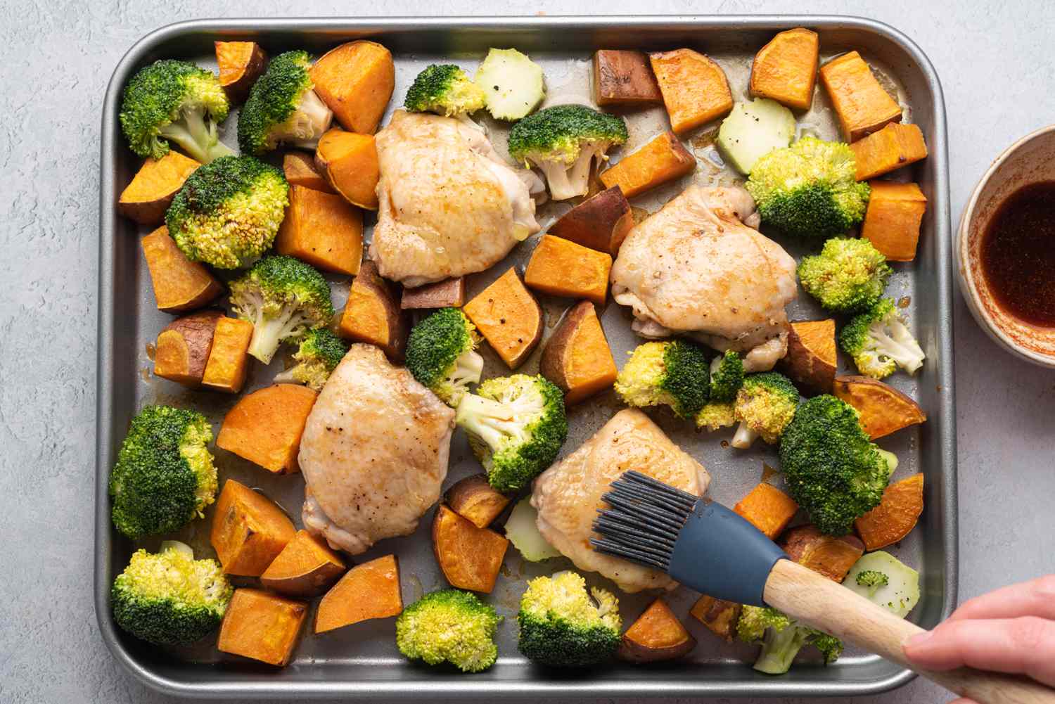 how-to-roast-sweet-potatoes-and-broccoli