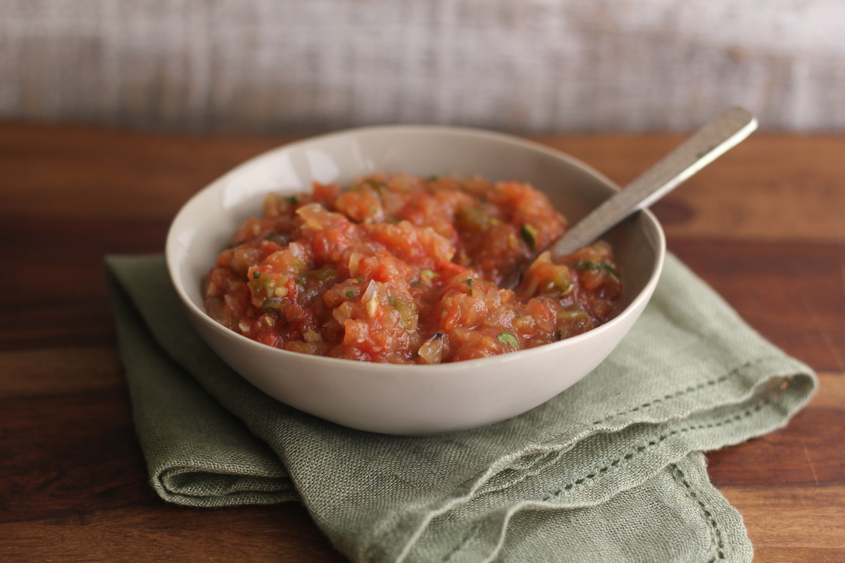 how-to-roast-tomatoes-and-jalapenos-for-salsa
