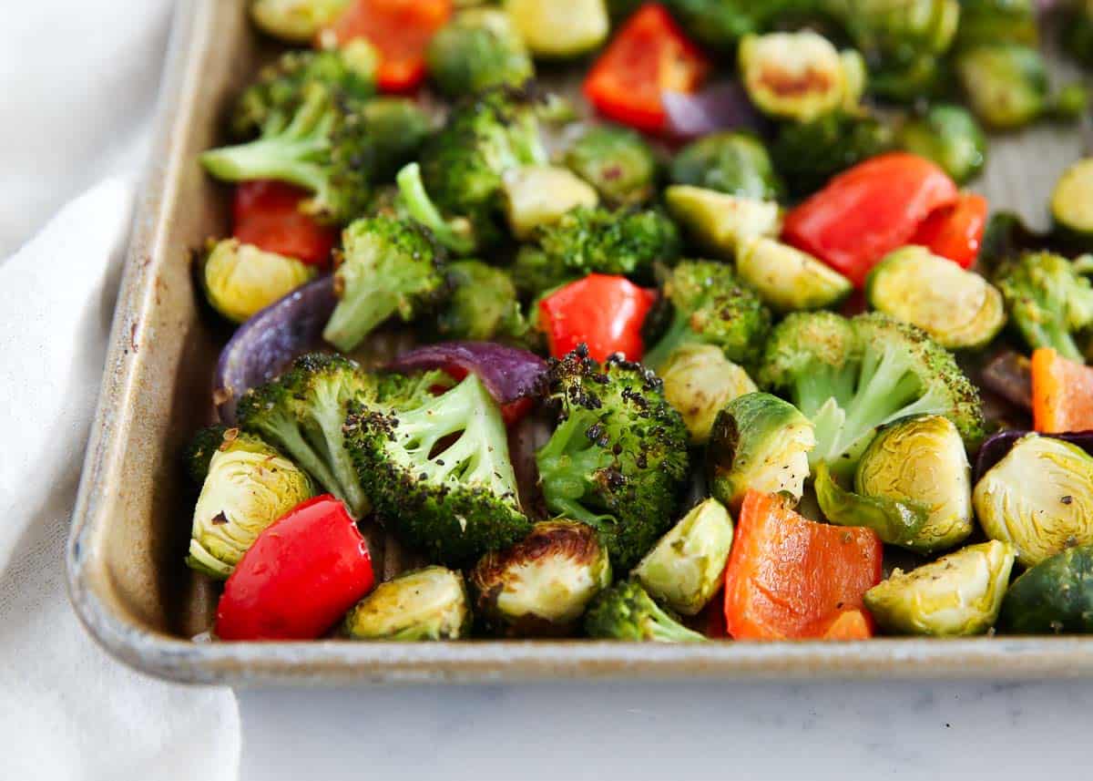 how-to-roast-veggies-in-oven-broccoli-carrots-brussel-sprouts