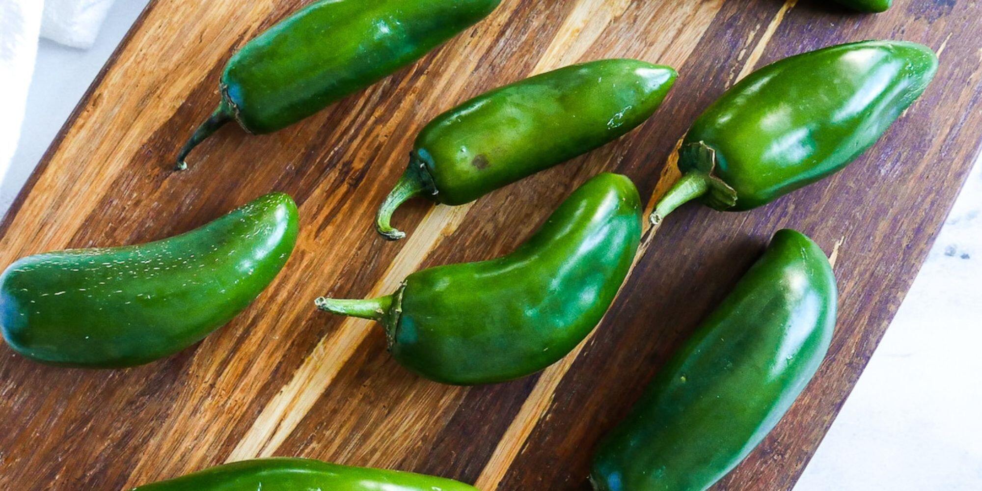how-to-roast-whole-jalapenos-in-the-oven