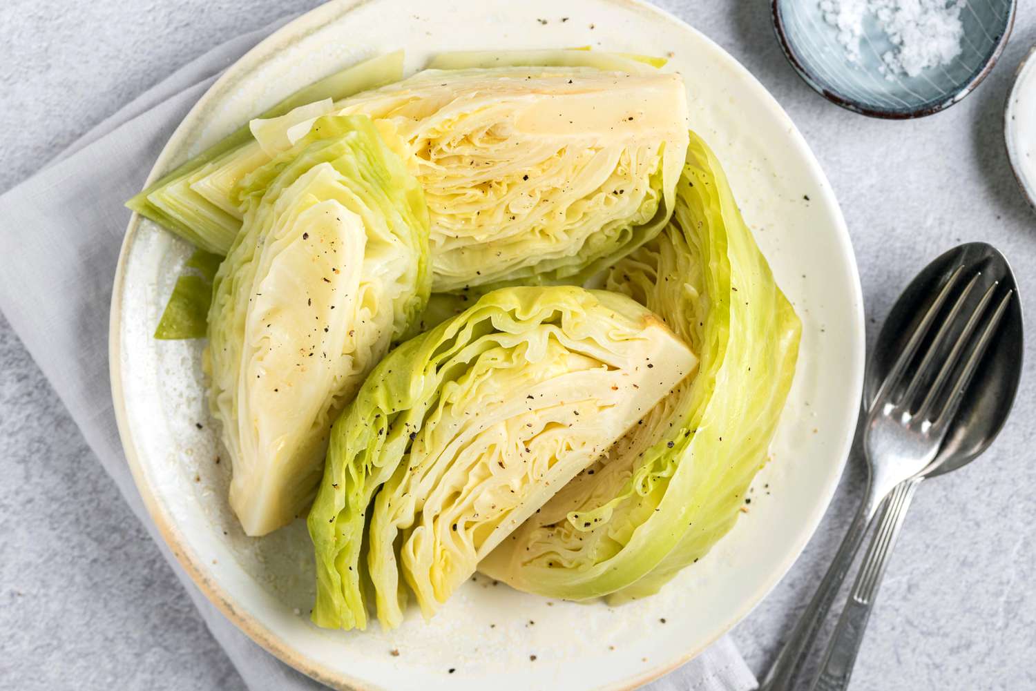 how-to-roast-with-cabbage