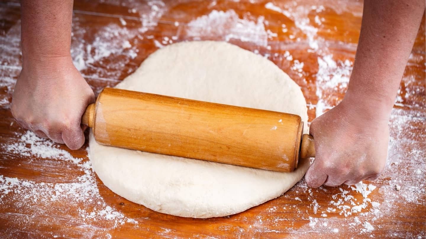 how-to-roll-out-pre-made-pizza-dough