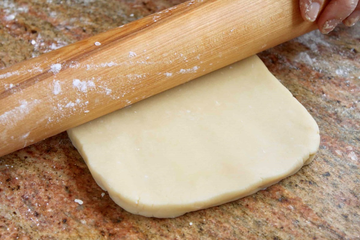 how-to-roll-out-shortbread-dough