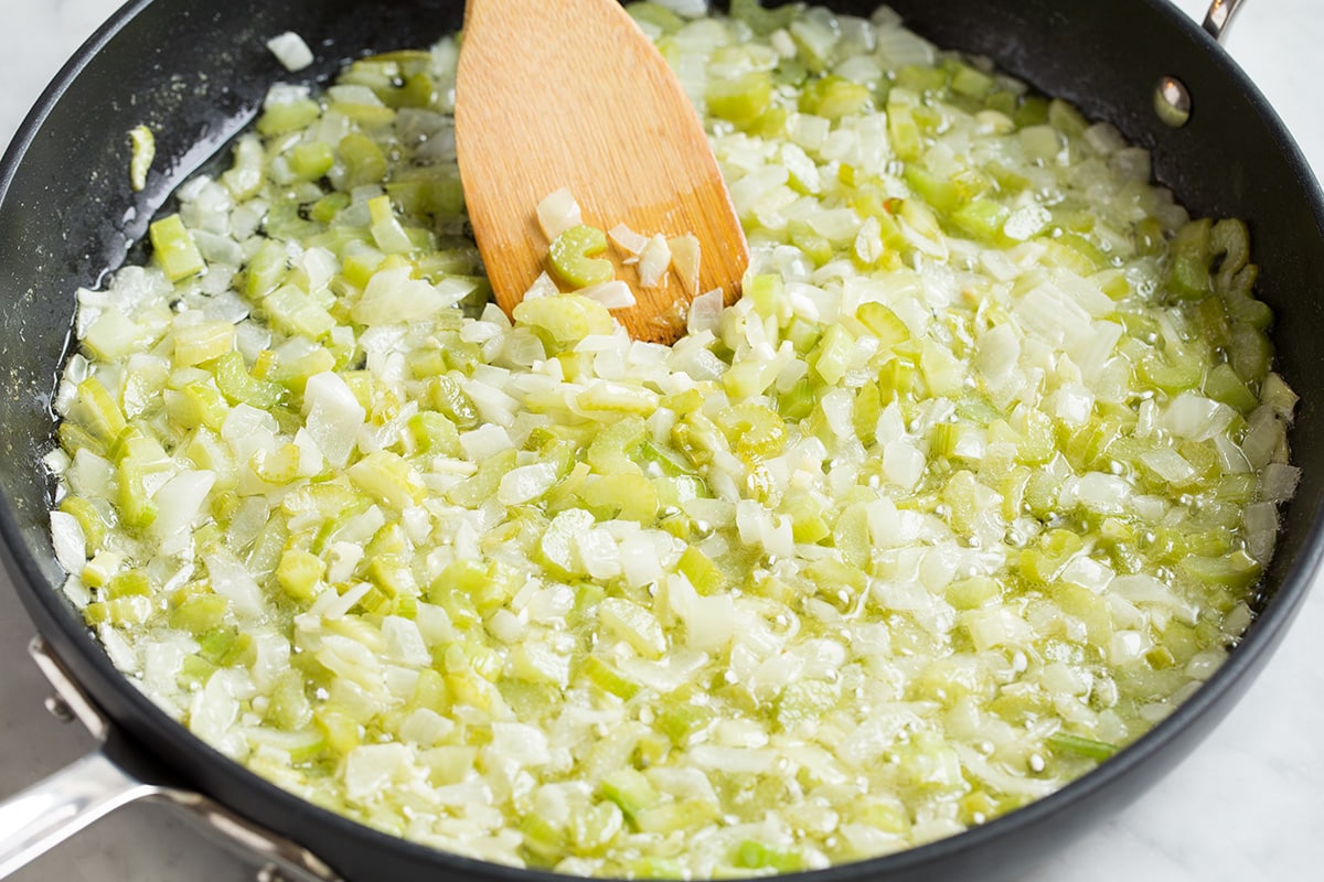 how-to-saute-celery-for-stuffing
