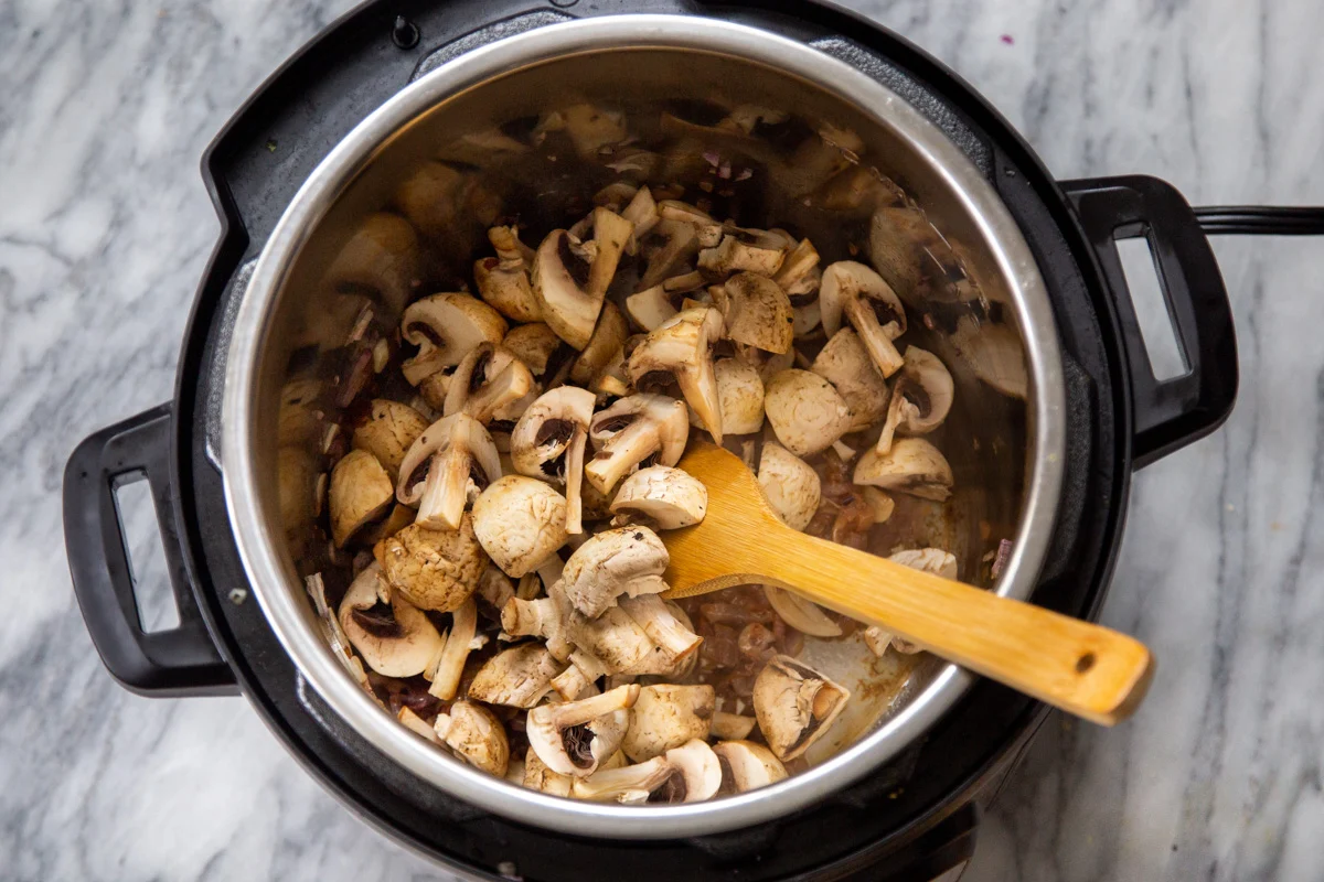 how-to-saute-mushrooms-in-a-instapot