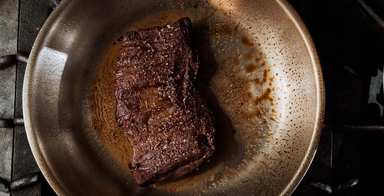 how-to-sear-a-steak-in-a-stainless-steel-pan